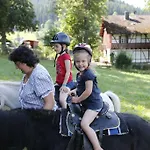 מלון Familotel Mein Krug