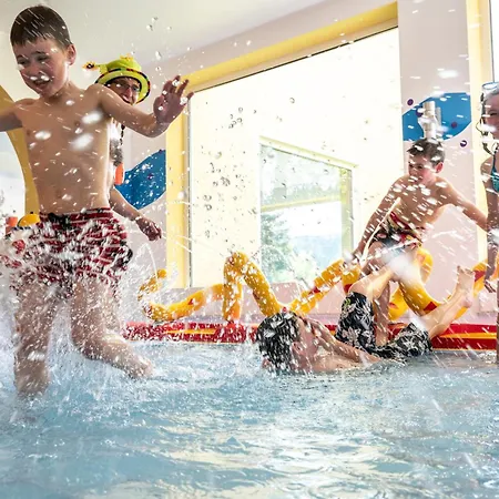 Отель Familotel Mein Krug 3*