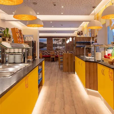 Отель Familotel Mein Krug