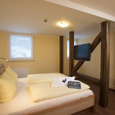 Familotel Mein Krug Варменштайнах