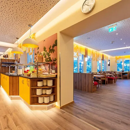 Familotel Mein Krug Отель