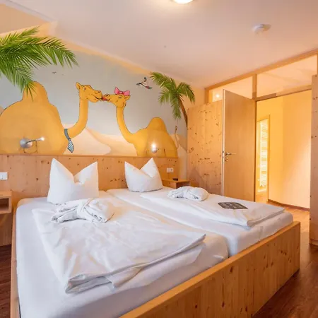 Отель Familotel Mein Krug Варменштайнах
