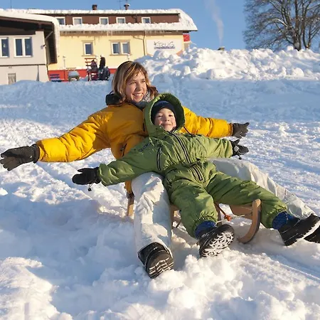 Отель Familotel Mein Krug Варменштайнах